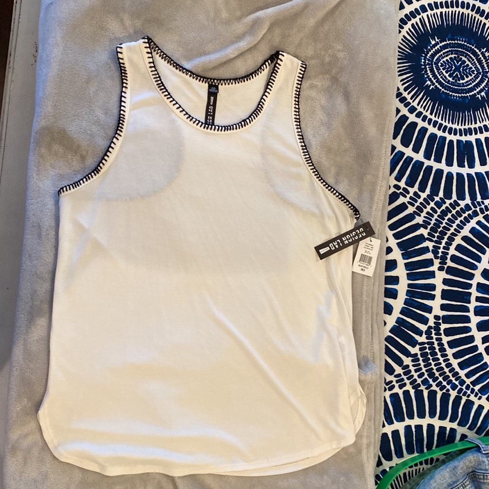NWT Design Lab tank with black stitching